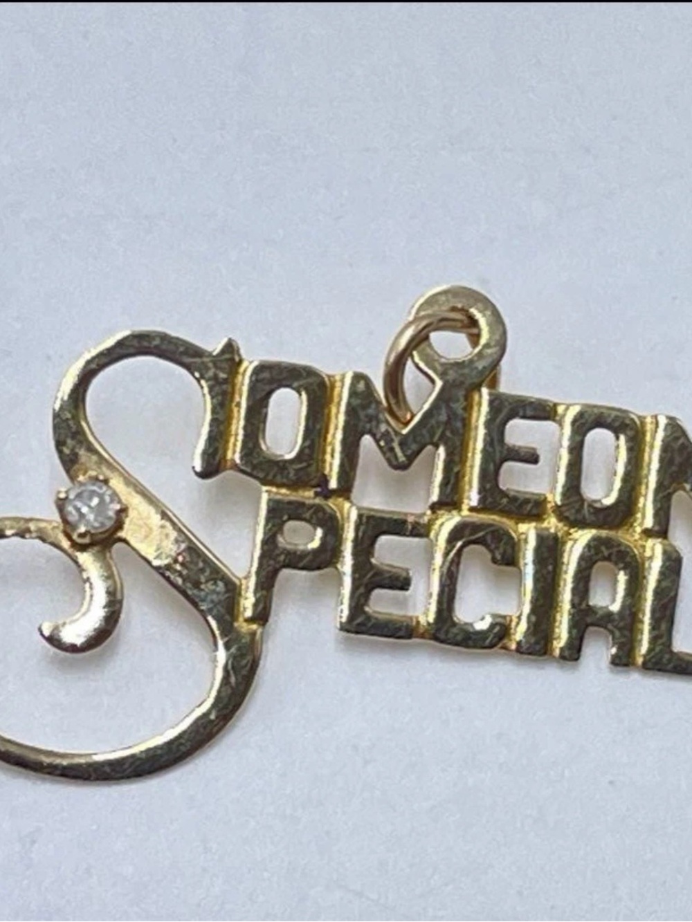 Vintage Someone Special Clear Stone Pendant 14K Gold 0.40g
